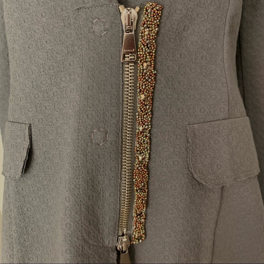 BEATRICE .B Made in Italy Embellished Stretch Textured Zip Front Blazer Size 10 - Picture 7 of 16